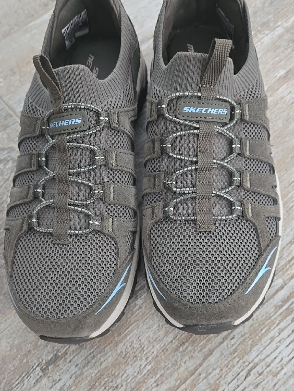Skechers Womens Slip-o Hunter Green Hikers Sneakers with Light Blue Highlights - Picture 2 of 9